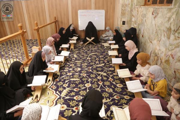 دورة السيدة حميدة في الفقه لبراعم السفير النسوية في مسجد الكوفة المعظم