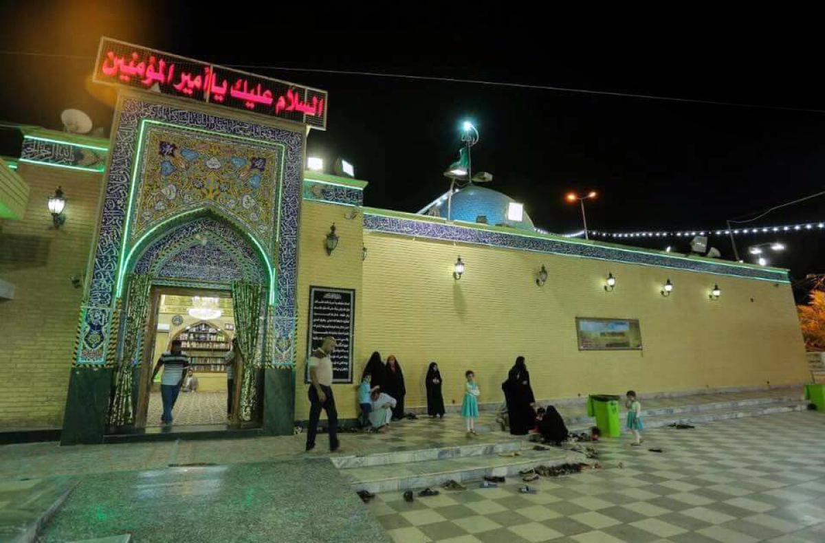 أمانة مسجد الكوفة تباشر بضم مزار دار الإمام علي (عليه السلام) تحت إدارتها