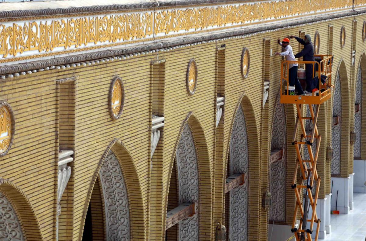 تواصل حملة  الاعمار والتطوير في أمانة المسجد