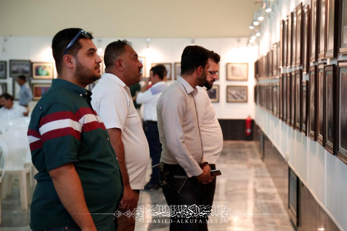 شعبة التصوير الفوتوغرافي في أمانة مسجد الكوفة المعظم   تشارك المصور العراقي في عيده